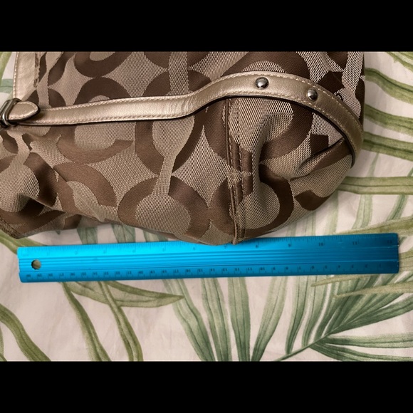 Authentic COACH Op Art tote bag canvas shoulder beige gold 16233 Large size - Picture 7 of 8